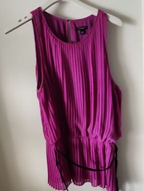 Ann Taylor Pleated Magenta Sleeveless Peplum Top